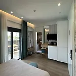 Ilio Boutique Hotel 4*