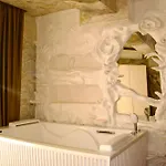 Ilio Boutique Hotel 4*