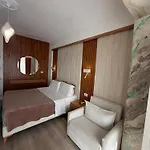 Ilio Boutique Ksamil
