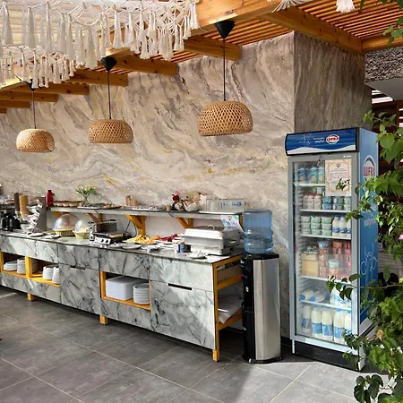 Ilio Boutique Hotel