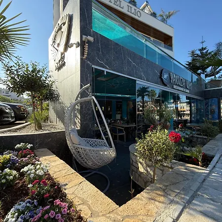 Ilio Boutique 4*
