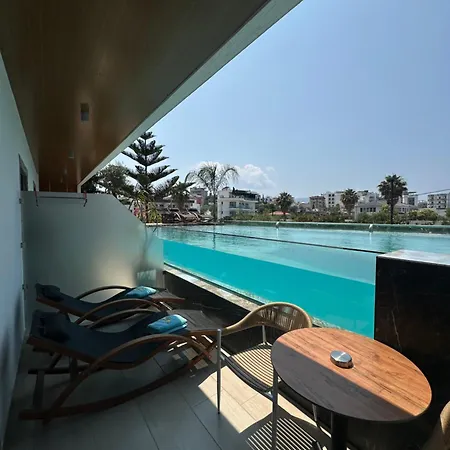 Ilio Boutique 4*