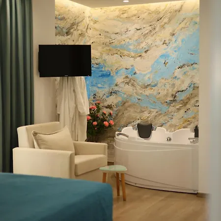 Hotel Ilio Boutique 4*