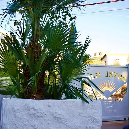 Ilio Boutique