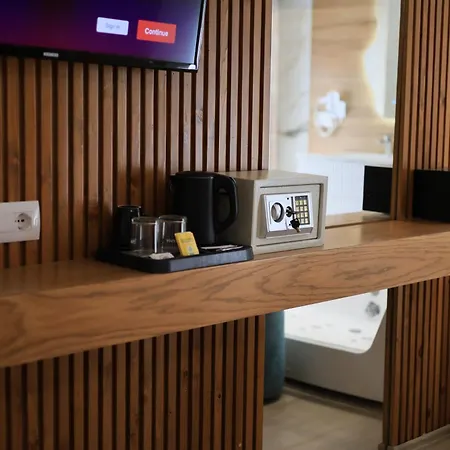 Hotel Ilio Boutique 4*