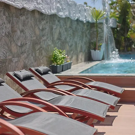 Ilio Boutique 4*