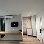 Ilio Boutique