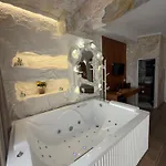 Ilio Boutique فندق كساميل