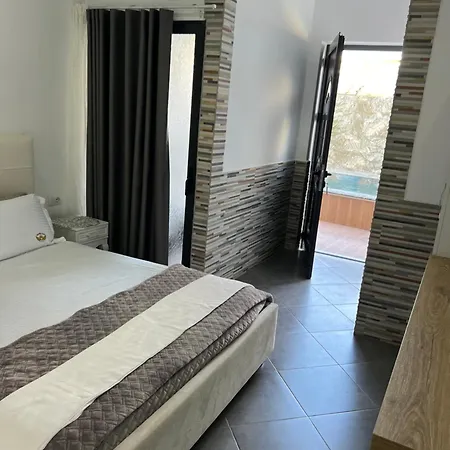 Ilio Boutique Hotel 4*