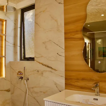 Ilio Boutique Ksamil