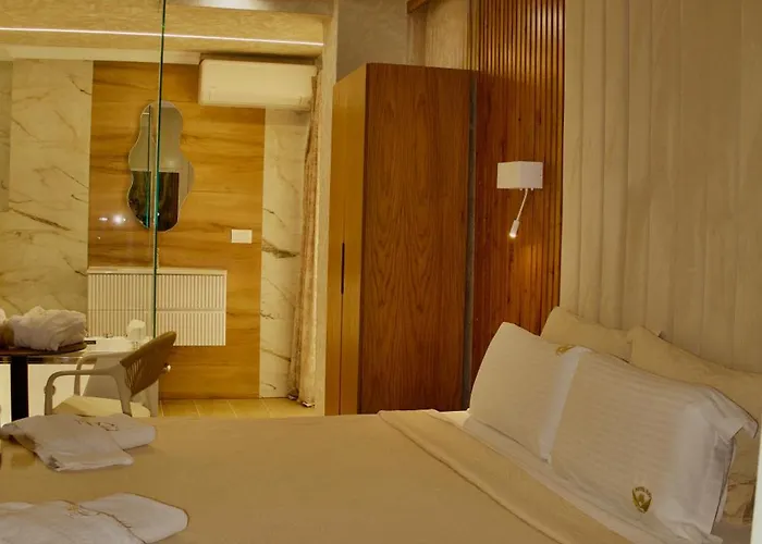 Ilio Boutique 4* 사밀